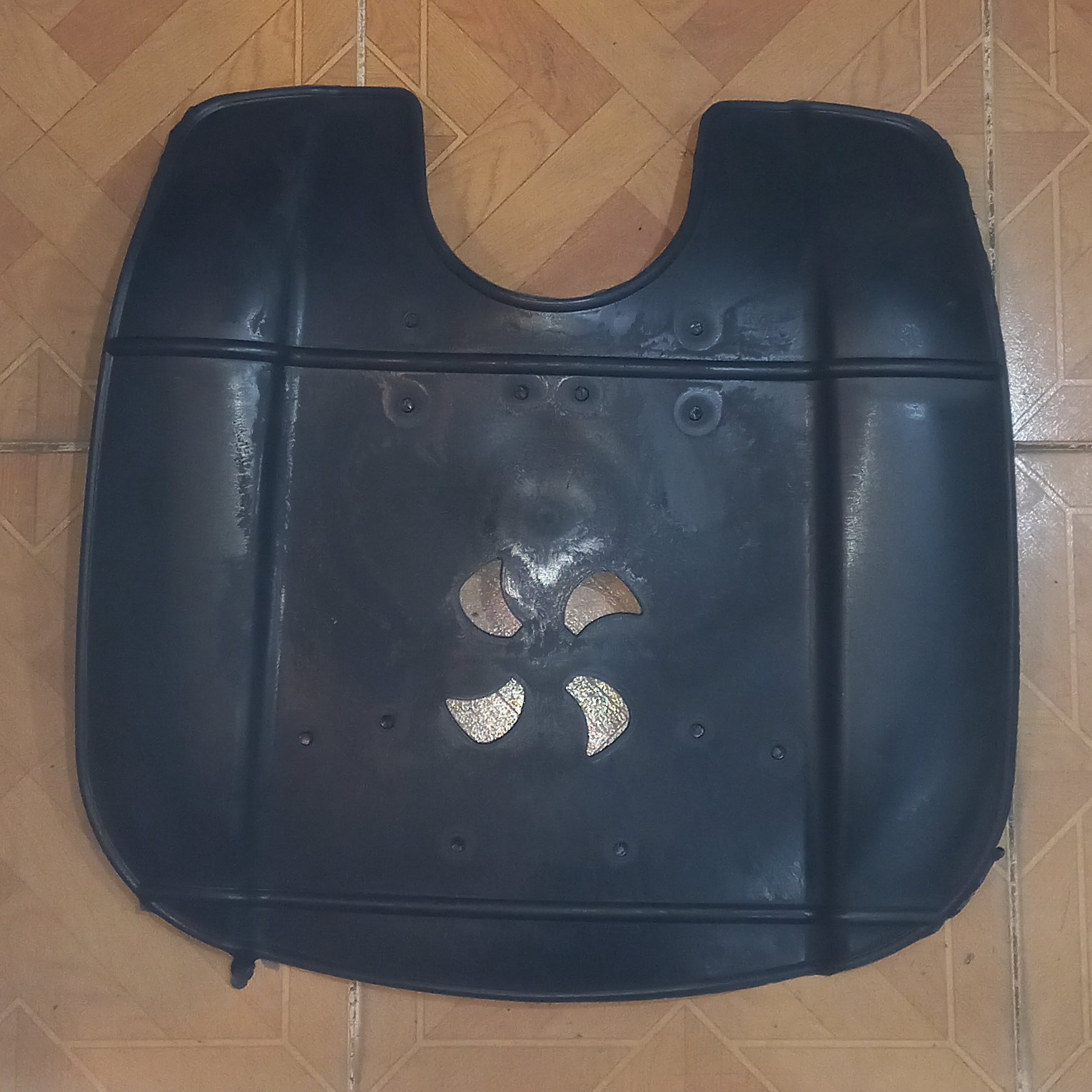 بادگیر زیر موتور