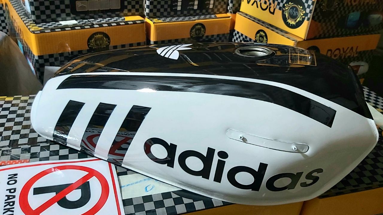 باک موتور سیکلت  هوندا به همراه قاب بغل نشکن و یک سال ضمانت