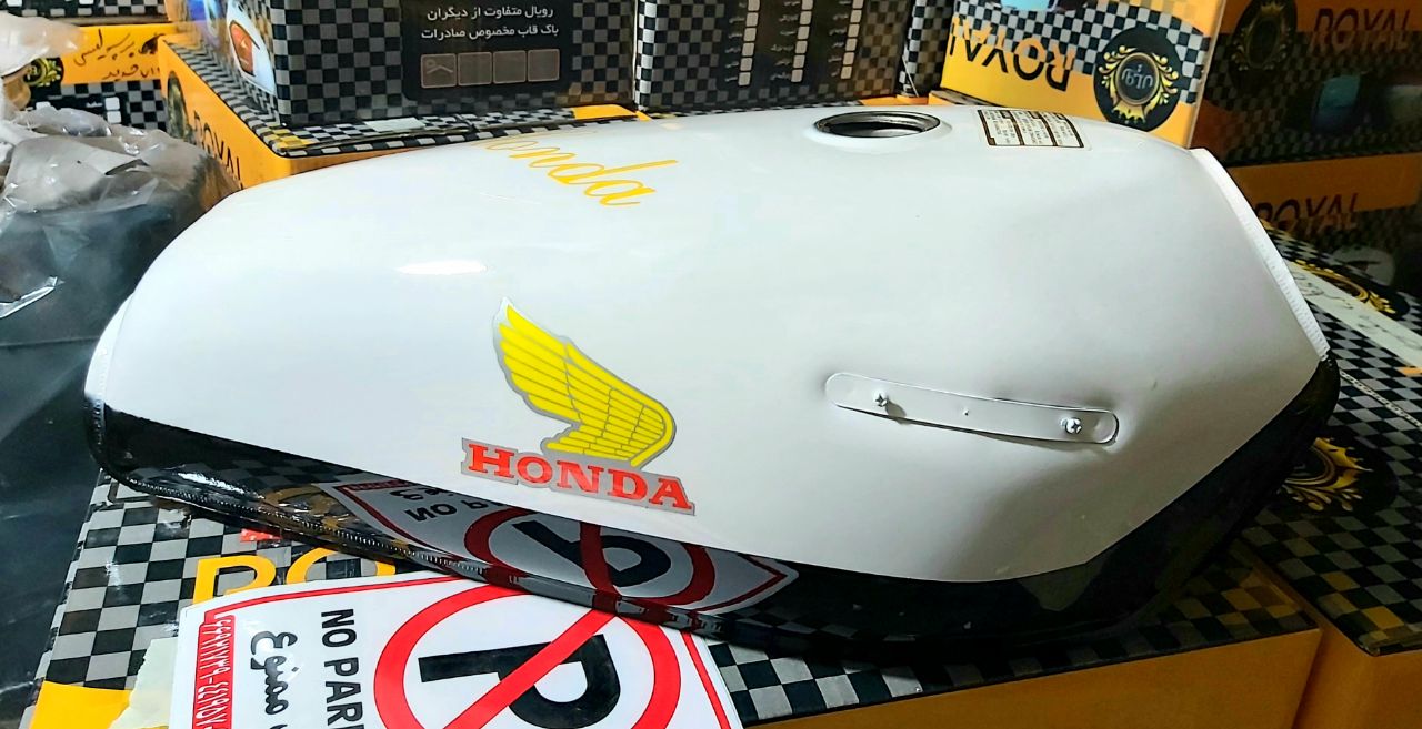 باک موتور سیکلت  هوندا به همراه قاب بغل نشکن و یک سال ضمانت-
