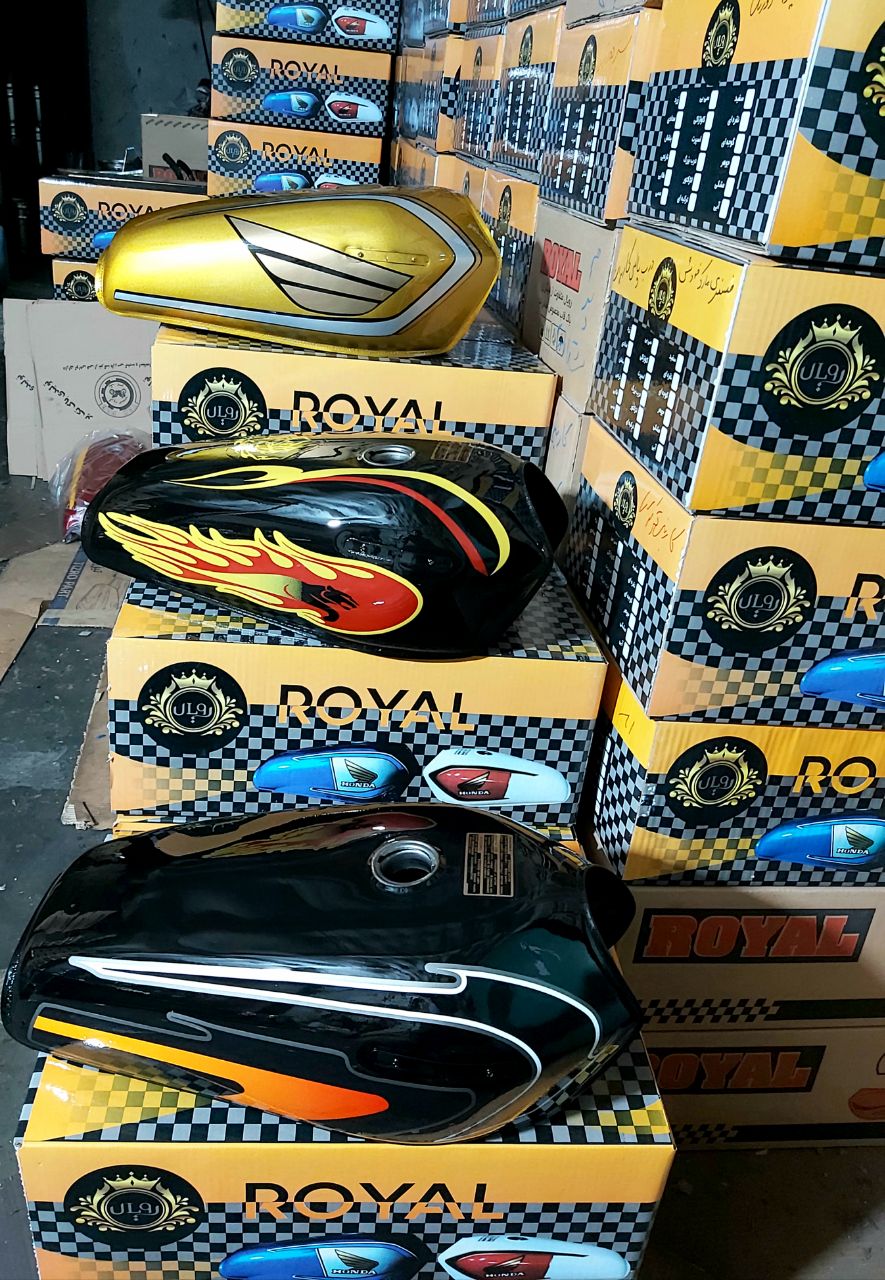 باک موتور سیکلت  هوندا به همراه قاب بغل نشکن و یک سال ضمانت-